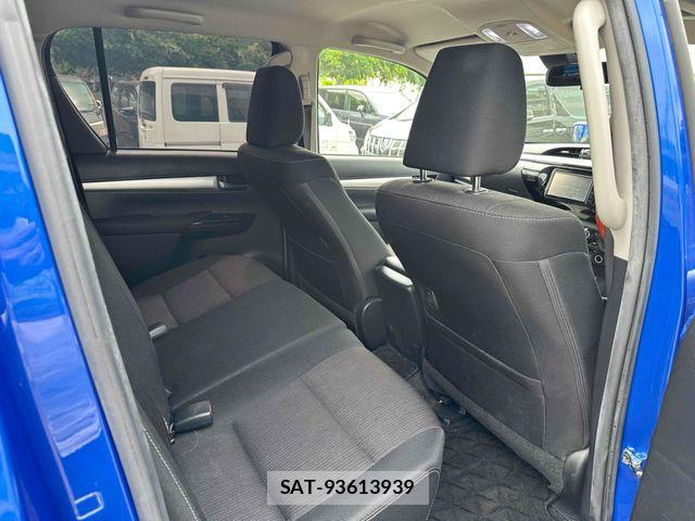 Toyota HILUX 2018-10 6994116-13