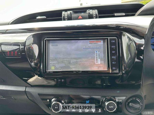 Toyota HILUX 2018-10 6994116-21
