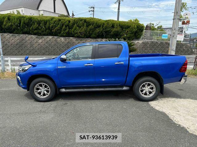 Toyota HILUX 2018-10 6994116-2