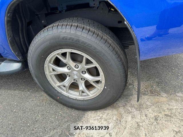 Toyota HILUX 2018-10 6994116-7