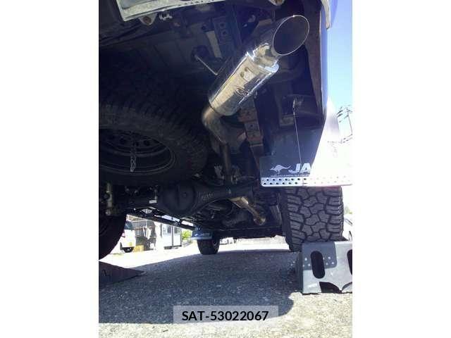 Toyota HILUX 2021-10 7020602-10