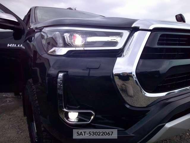 Toyota HILUX 2021-10 7020602-2