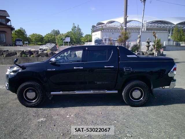 Toyota HILUX 2021-10 7020602-5