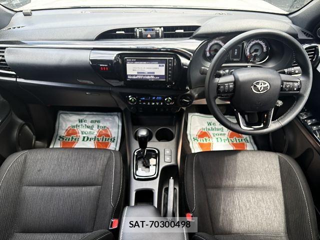 Toyota HILUX 2019-03 7058834-1