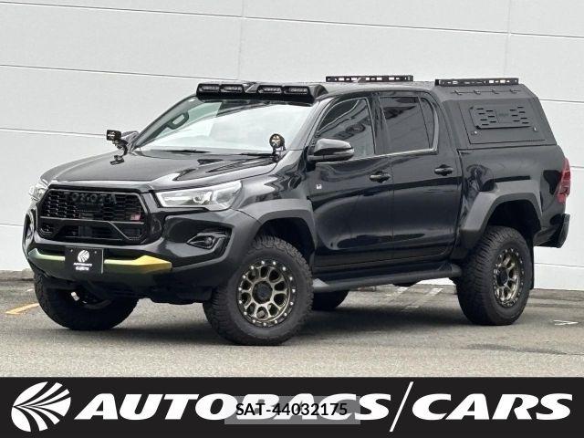 Toyota HILUX 2023-09 7058831-0