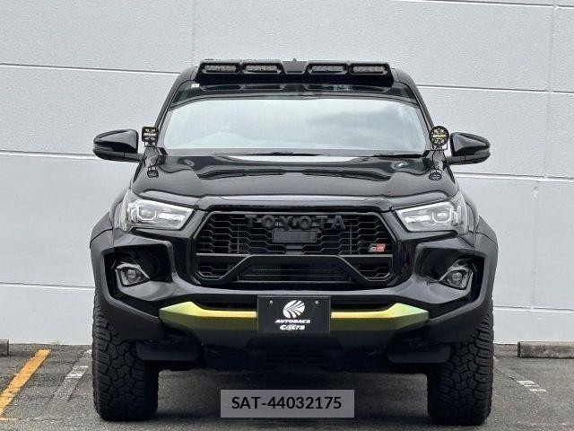Toyota HILUX 2023-09 7058831-15