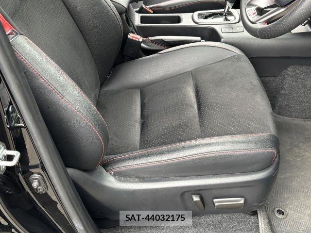 Toyota HILUX 2023-09 7058831-5