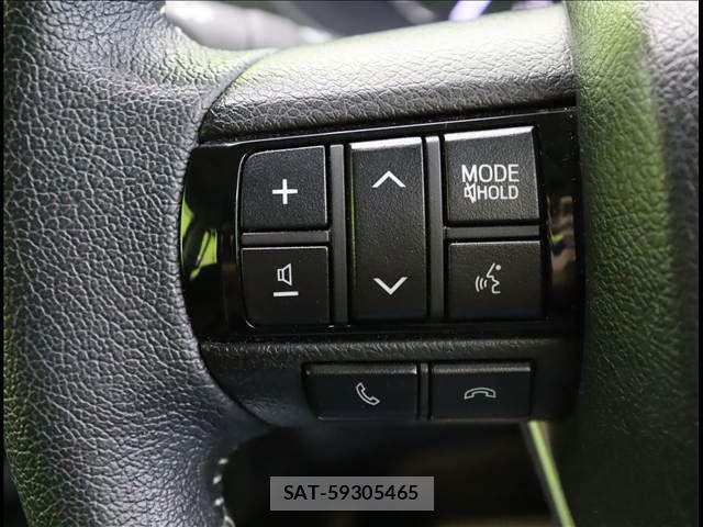 Toyota HILUX 2021-08 7058833-13