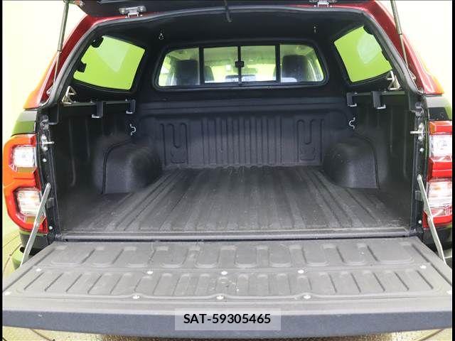 Toyota HILUX 2021-08 7058833-26