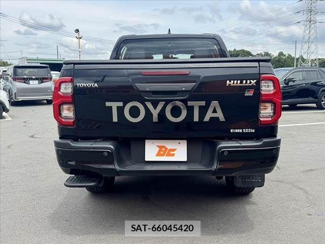 Toyota HILUX 2023-10 7219534-13