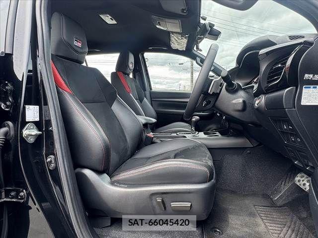 Toyota HILUX 2023-10 7219534-15