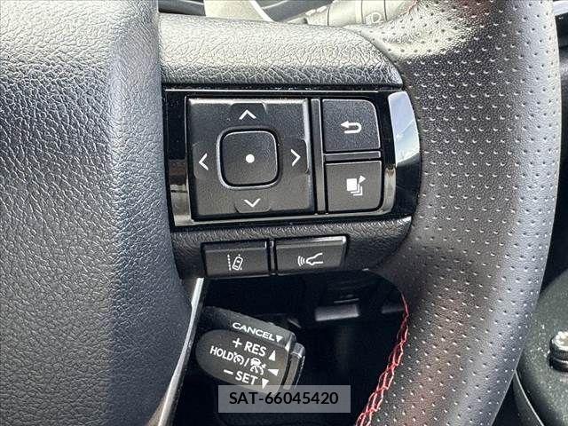 Toyota HILUX 2023-10 7219534-24