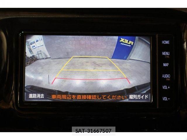 Toyota HILUX 2021-01 7219520-9