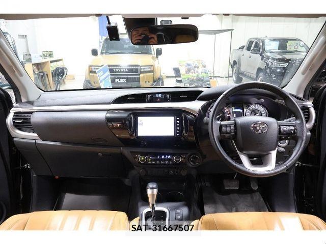 Toyota HILUX 2021-01 7219520-1