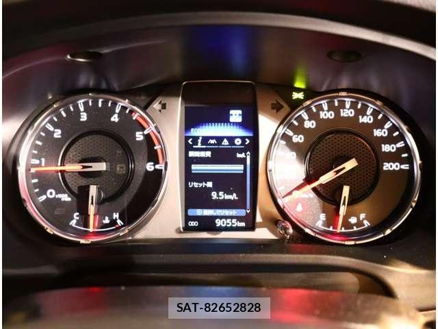 Toyota HILUX 2024-11 7219533-13