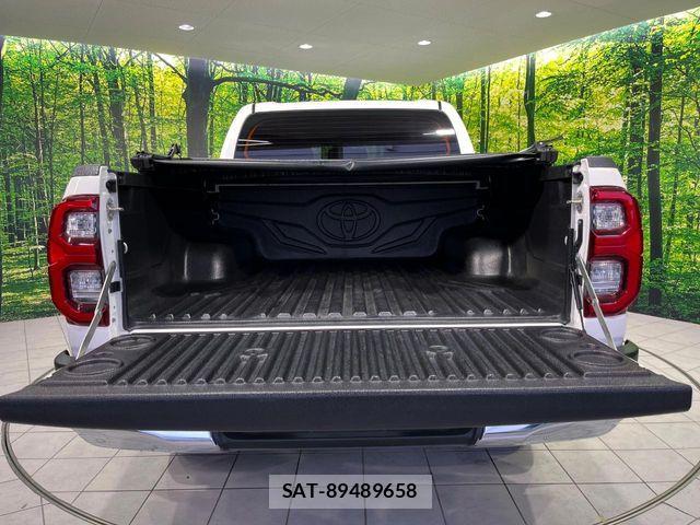 Toyota HILUX 2021-06 7219518-9