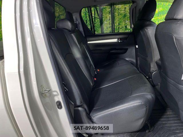 Toyota HILUX 2021-06 7219518-8