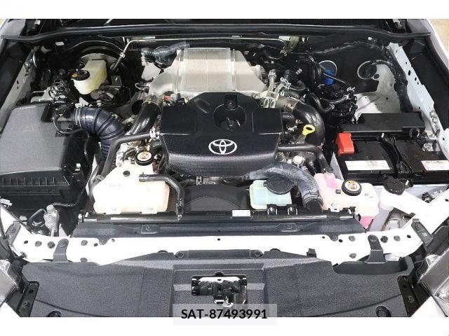 Toyota HILUX 2024-01 7219530-1