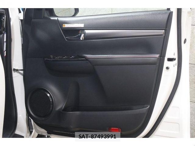 Toyota HILUX 2024-01 7219530-19