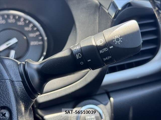 Toyota HILUX 2020-11 7219516-26