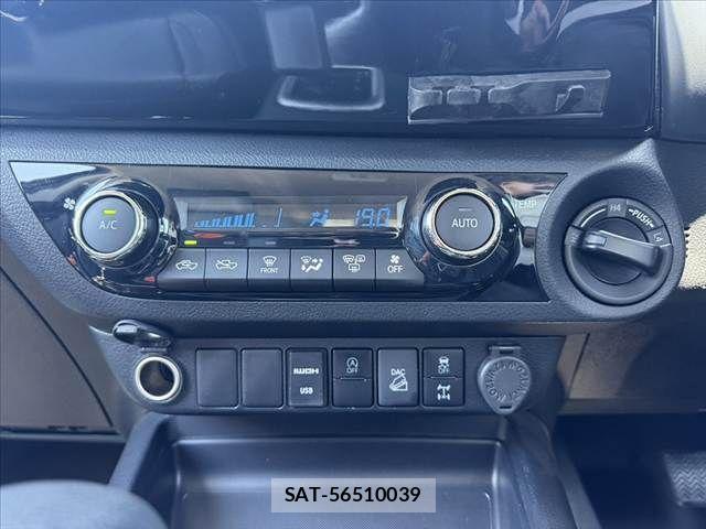 Toyota HILUX 2020-11 7219516-3