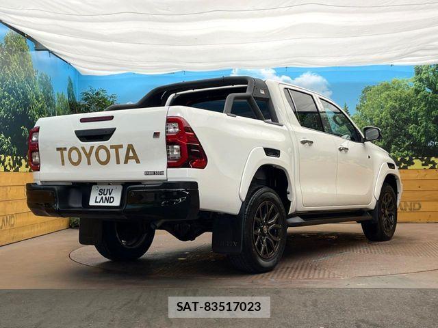 Toyota HILUX 2022-10 7219521-15