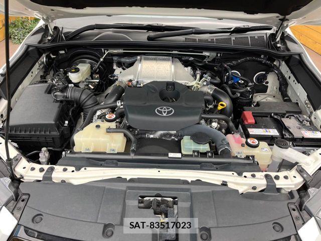 Toyota HILUX 2022-10 7219521-16