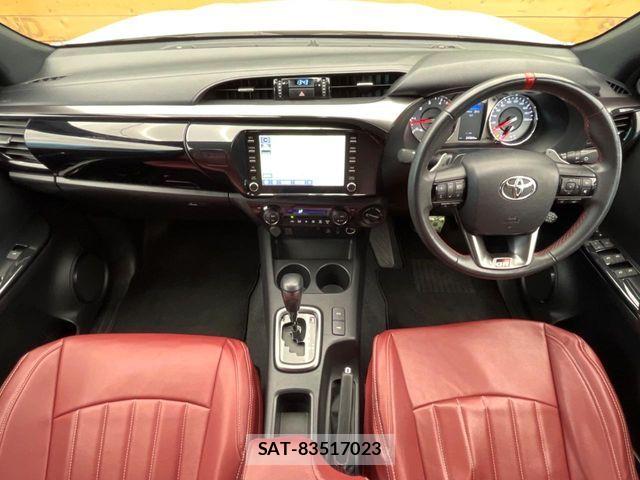 Toyota HILUX 2022-10 7219521-1