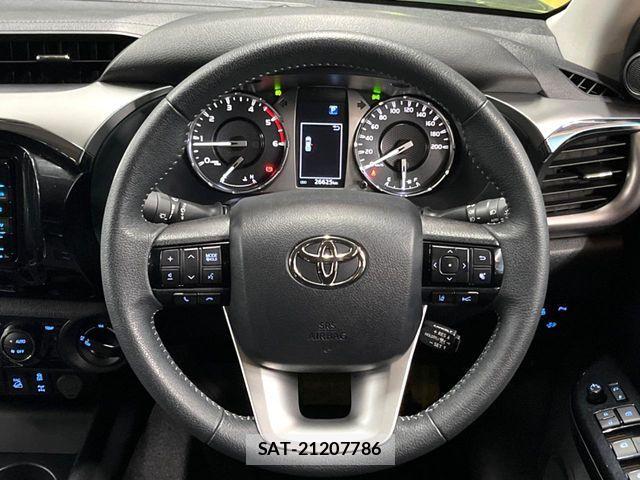 Toyota HILUX 2023-01 7219524-7