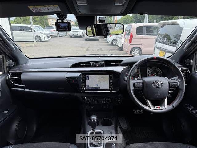 Toyota HILUX 2024-02 7251022-1
