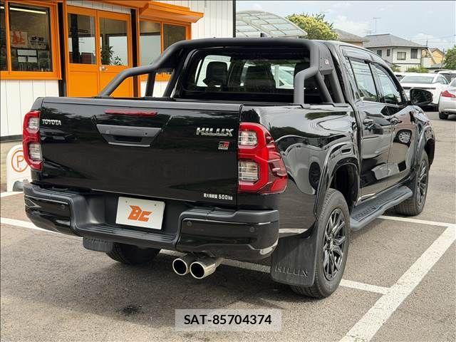 Toyota HILUX 2024-02 7251022-23