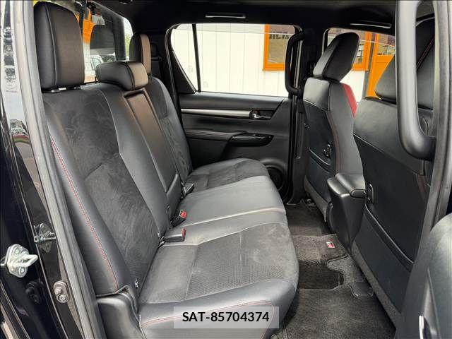 Toyota HILUX 2024-02 7251022-25