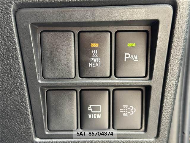 Toyota HILUX 2024-02 7251022-3