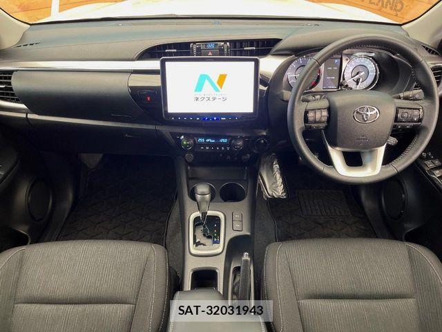 Toyota HILUX 2022-10 7251025-1