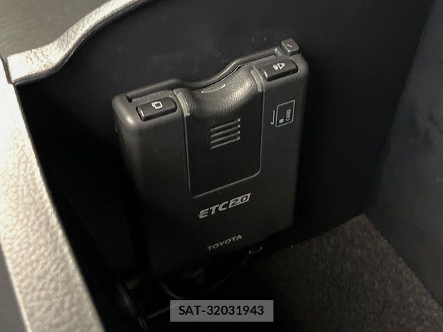 Toyota HILUX 2022-10 7251025-7