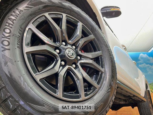 Toyota HILUX 2022-12 7251023-14