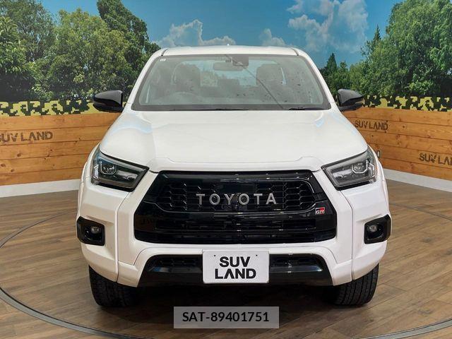 Toyota HILUX 2022-12 7251023-15