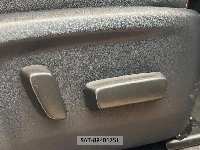 Toyota HILUX 2022-12 7251023-5