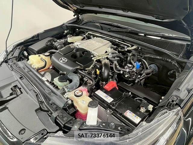 Toyota HILUX 2023-05 7251018-17