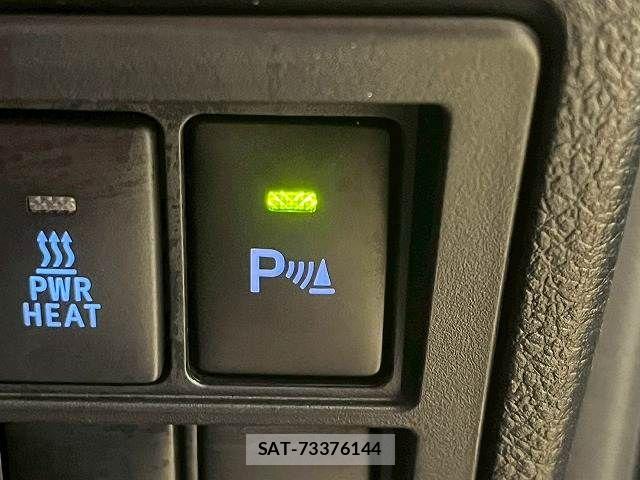 Toyota HILUX 2023-05 7251018-7