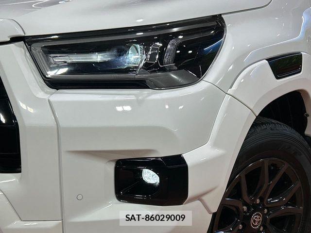 Toyota HILUX 2023-09 7251021-11