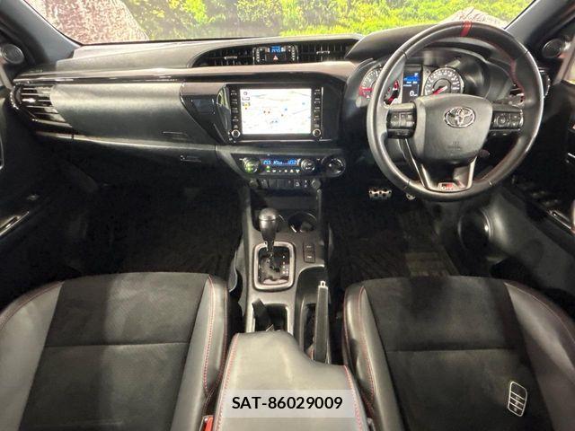 Toyota HILUX 2023-09 7251021-1