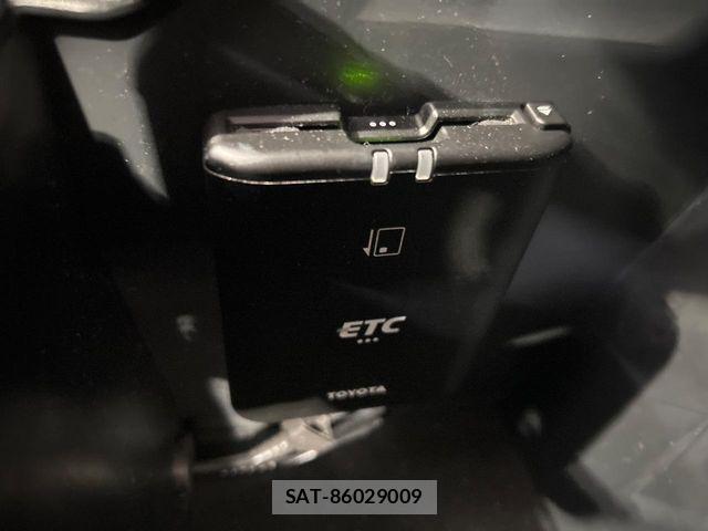 Toyota HILUX 2023-09 7251021-6