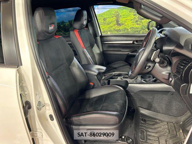 Toyota HILUX 2023-09 7251021-7