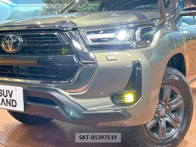 Toyota HILUX 2022-07 7251026-10