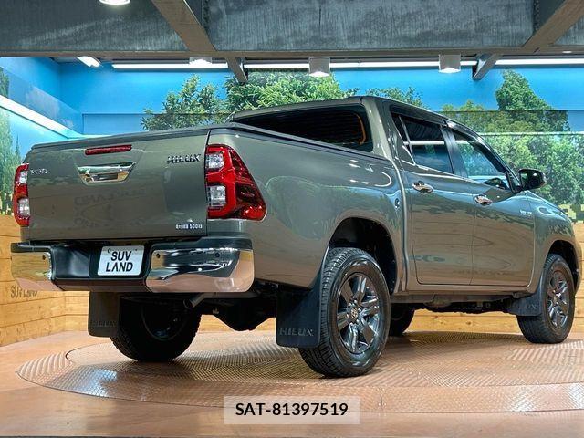 Toyota HILUX 2022-07 7251026-15