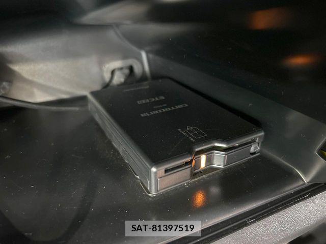 Toyota HILUX 2022-07 7251026-5