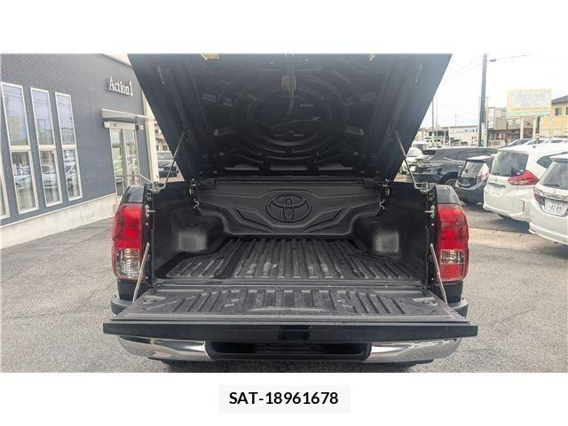 Toyota HILUX 2018-09 7272024-9