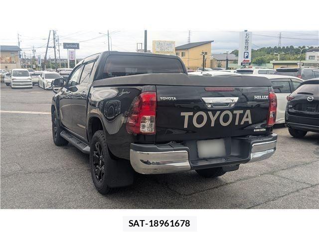 Toyota HILUX 2018-09 7272024-1