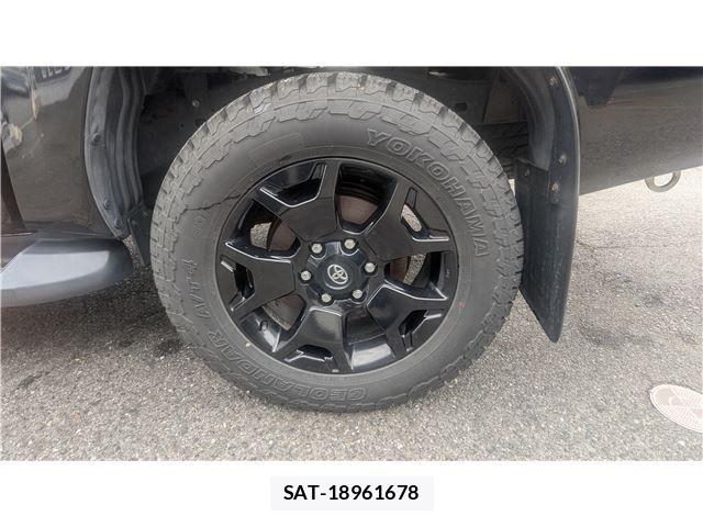 Toyota HILUX 2018-09 7272024-28